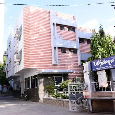 Vandana Hotel Nāthdwāra Exterior foto